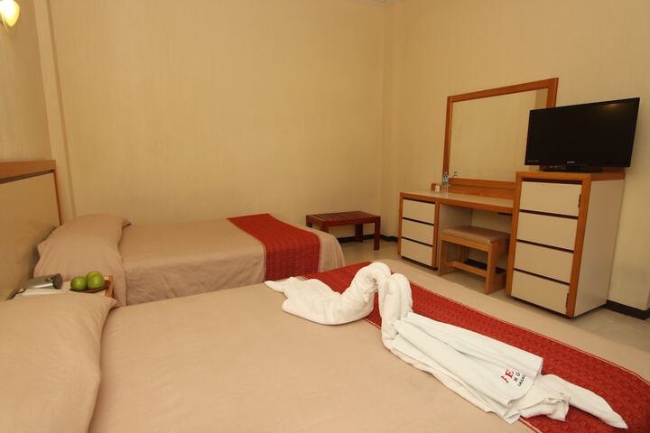 Room 5 of 39