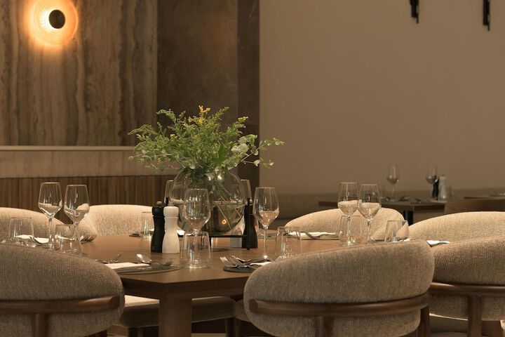 Dining 236 of 357