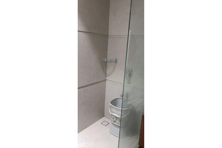 Room 17 of 21