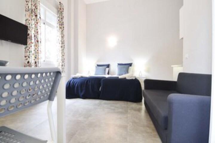 Room 44 of 72