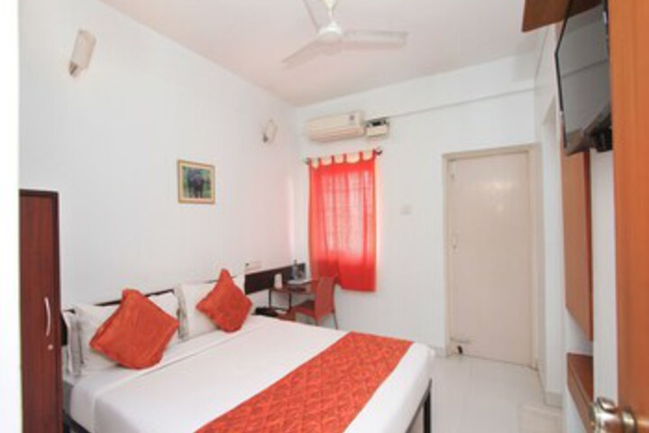 Room 14 of 21