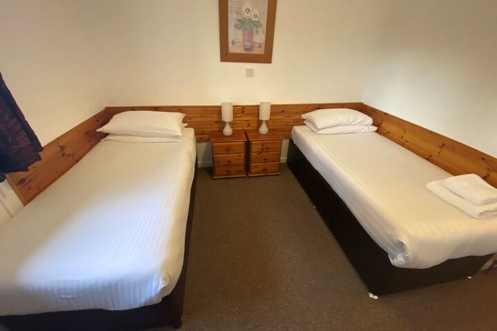 Room 44 of 112