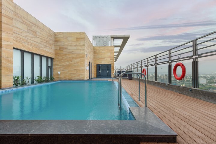 Pool 56 of 118