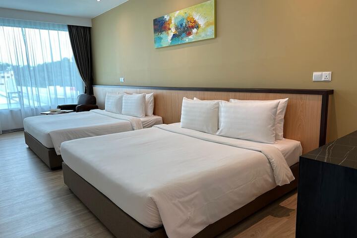 Room 30 of 42