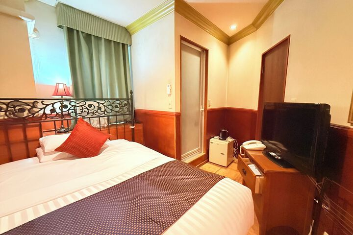Room 26 of 67