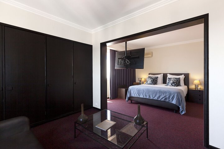 Room 14 of 63
