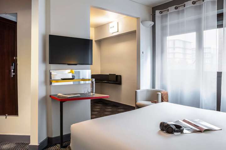 Room 19 of 60