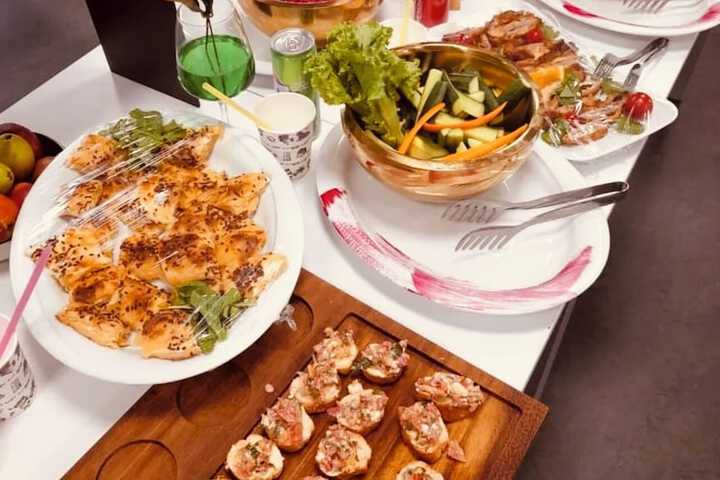 Dining 45 of 91
