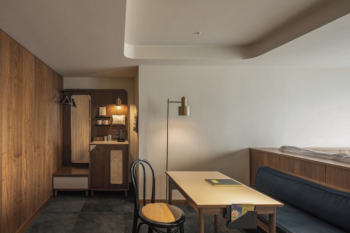 Room 41 of 64