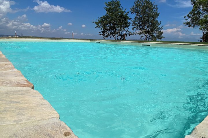 Pool 96 of 127