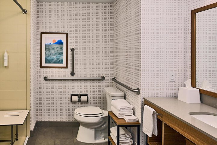 Room 14 of 20