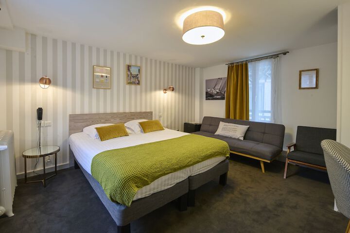 Room 15 of 63