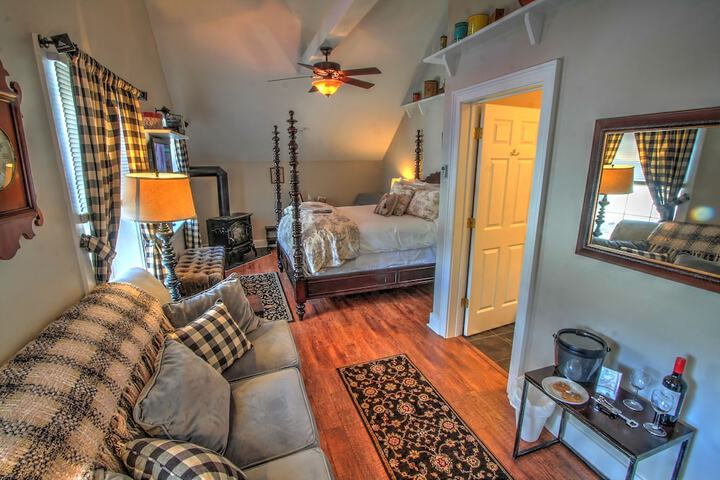 Room 16 of 203