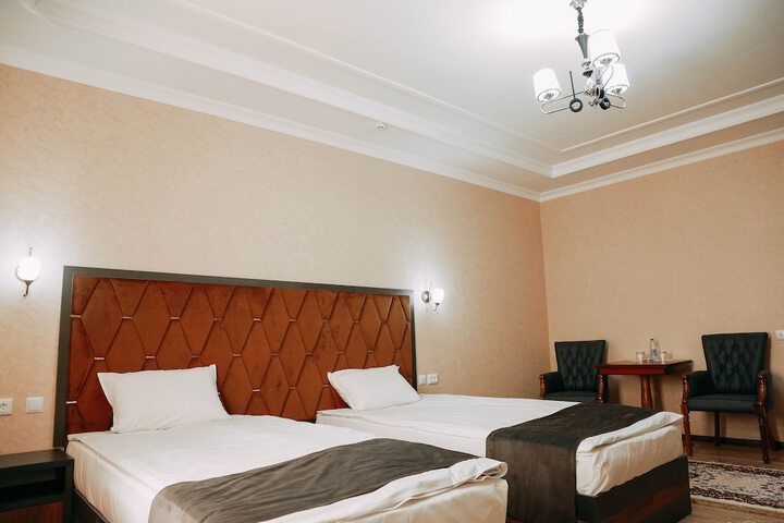 Room 13 of 41