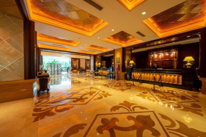 Hotel Interior 4 of 144