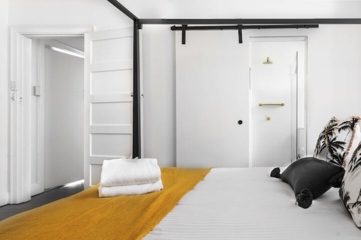 Room 5 of 15