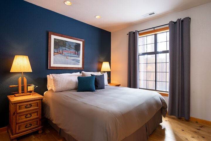 Room 5 of 114