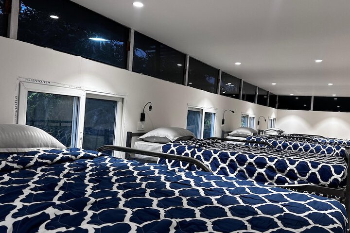 Room 10 of 17