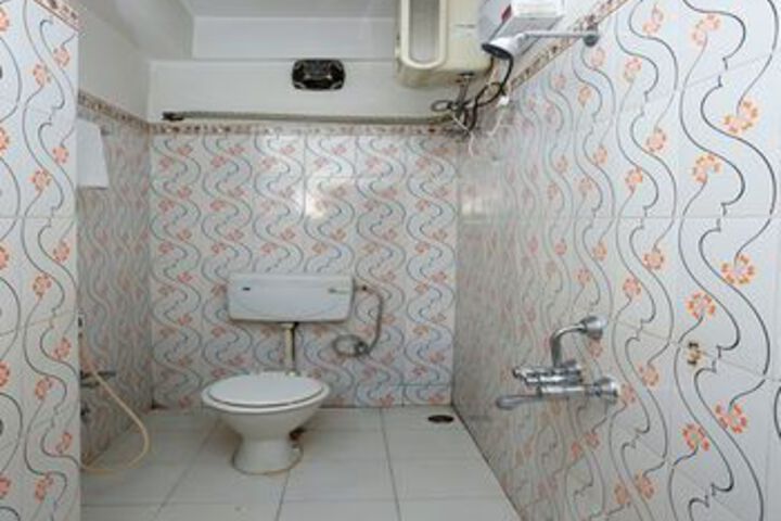 Room 3 of 30