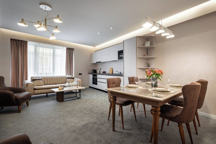 Room 420 of 552
