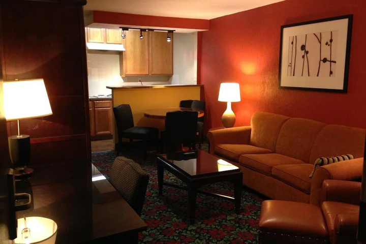 Room 3 of 12