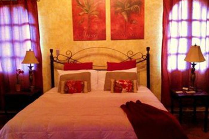 Room 13 of 25