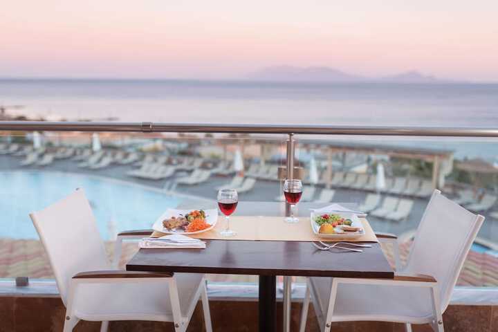 Dining 85 of 91