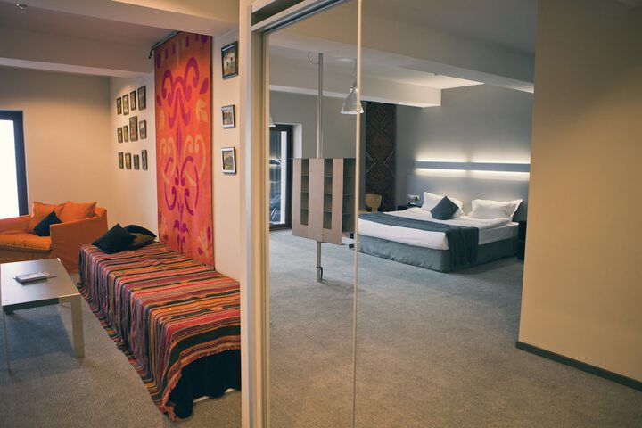 Room 7 of 31