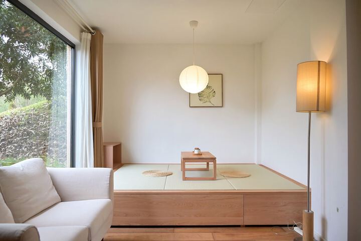Room 47 of 218