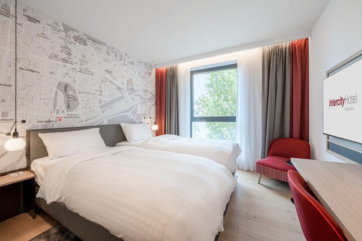 Room 6 of 21