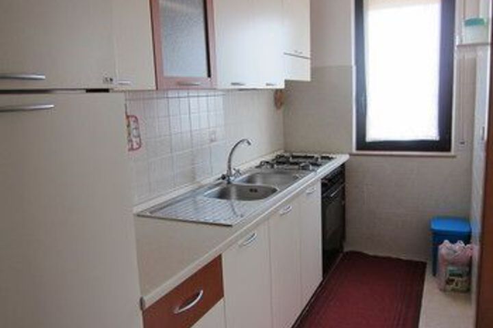 Room 15 of 16