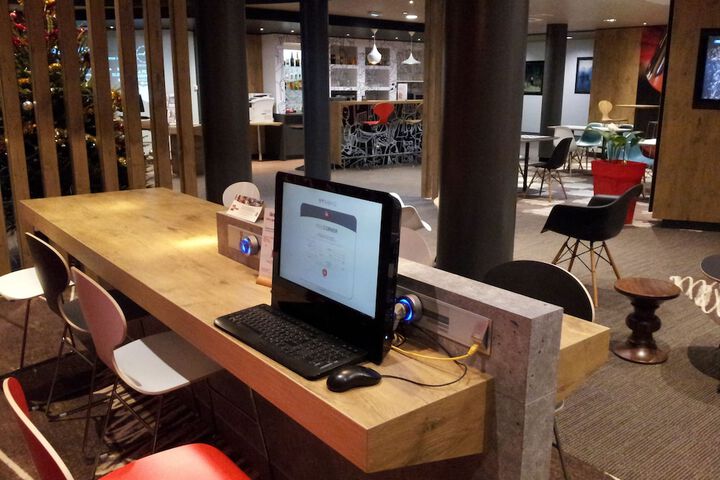 Hotel Lobby