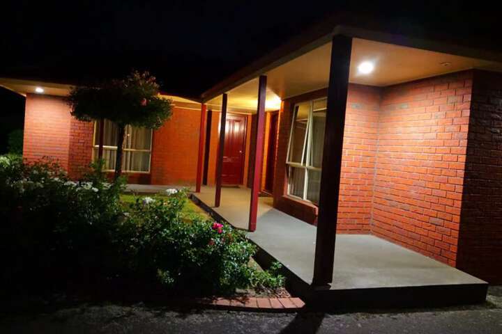 Hotel Exterior 75 of 75