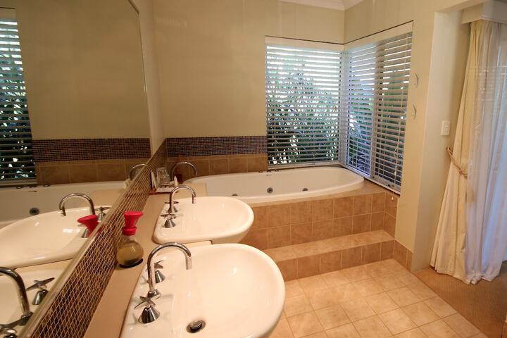 Bathroom Interior Photo