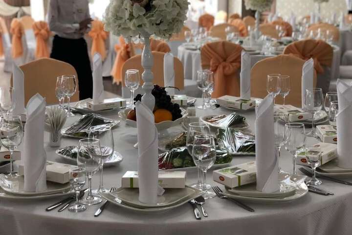 Ballroom/Hall 49 of 57