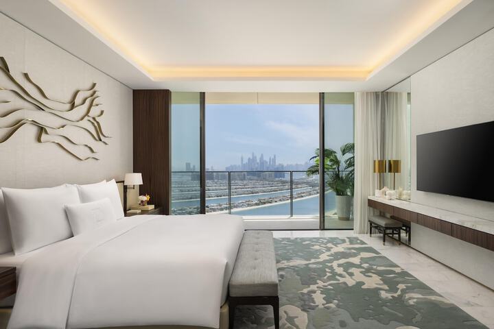 Room 54 of 212