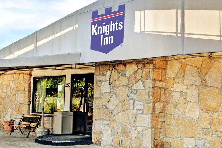 Photo of KNIGHTS INN MONROE