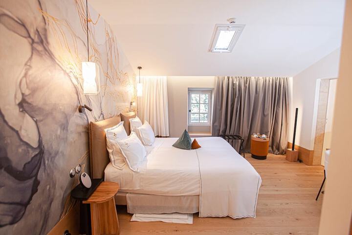 Room 5 of 44