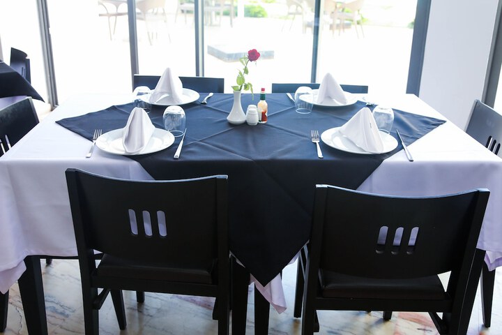 Dining 112 of 147