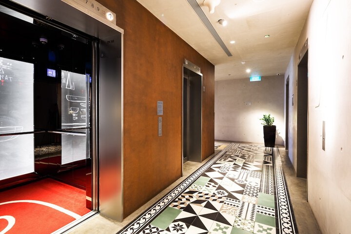 Guest Lobby
