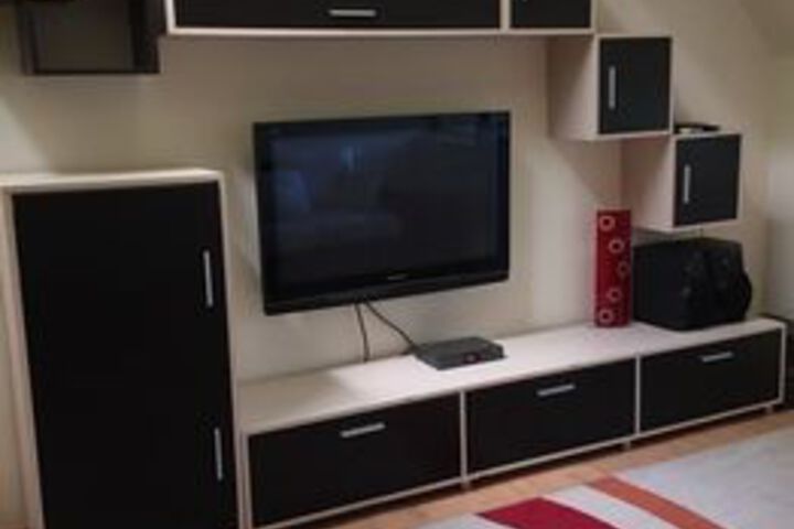 Room 8 of 36