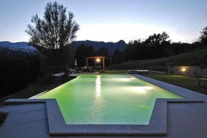 Pool 22 of 46