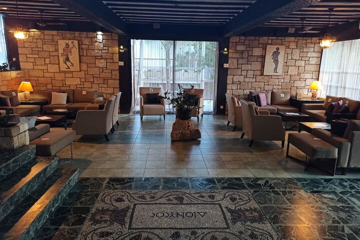 Lobby Entry
