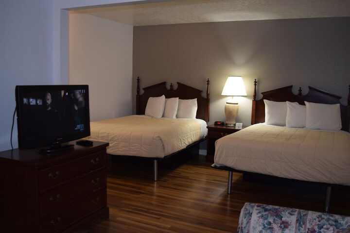 Room 3 of 16