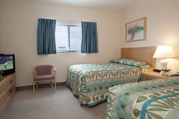 Room 12 of 40