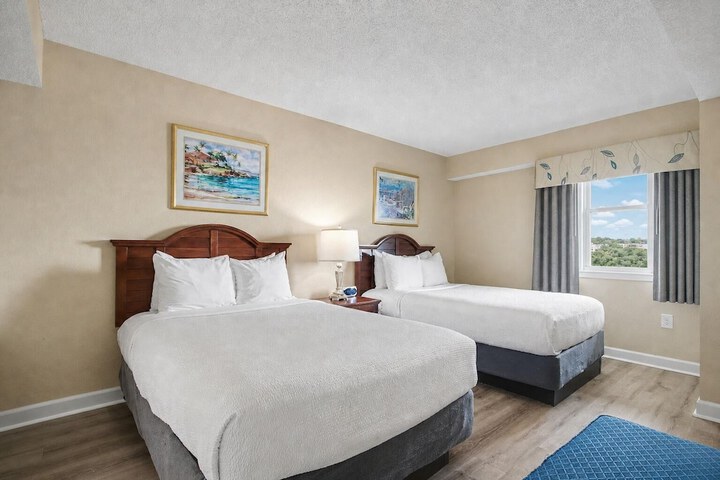 Room 32 of 164