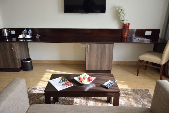 Room 15 of 49