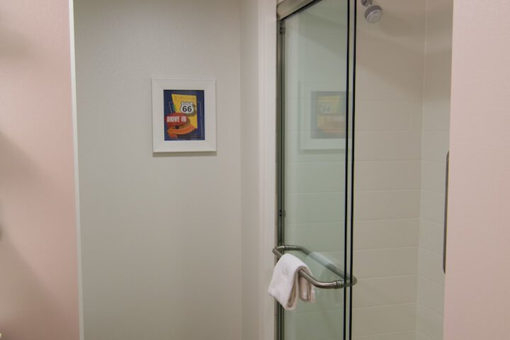 Bathroom shower