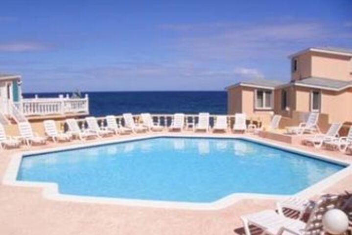 Pool 4 of 5