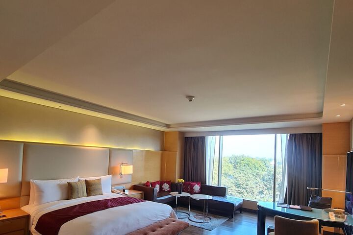 Room 22 of 62